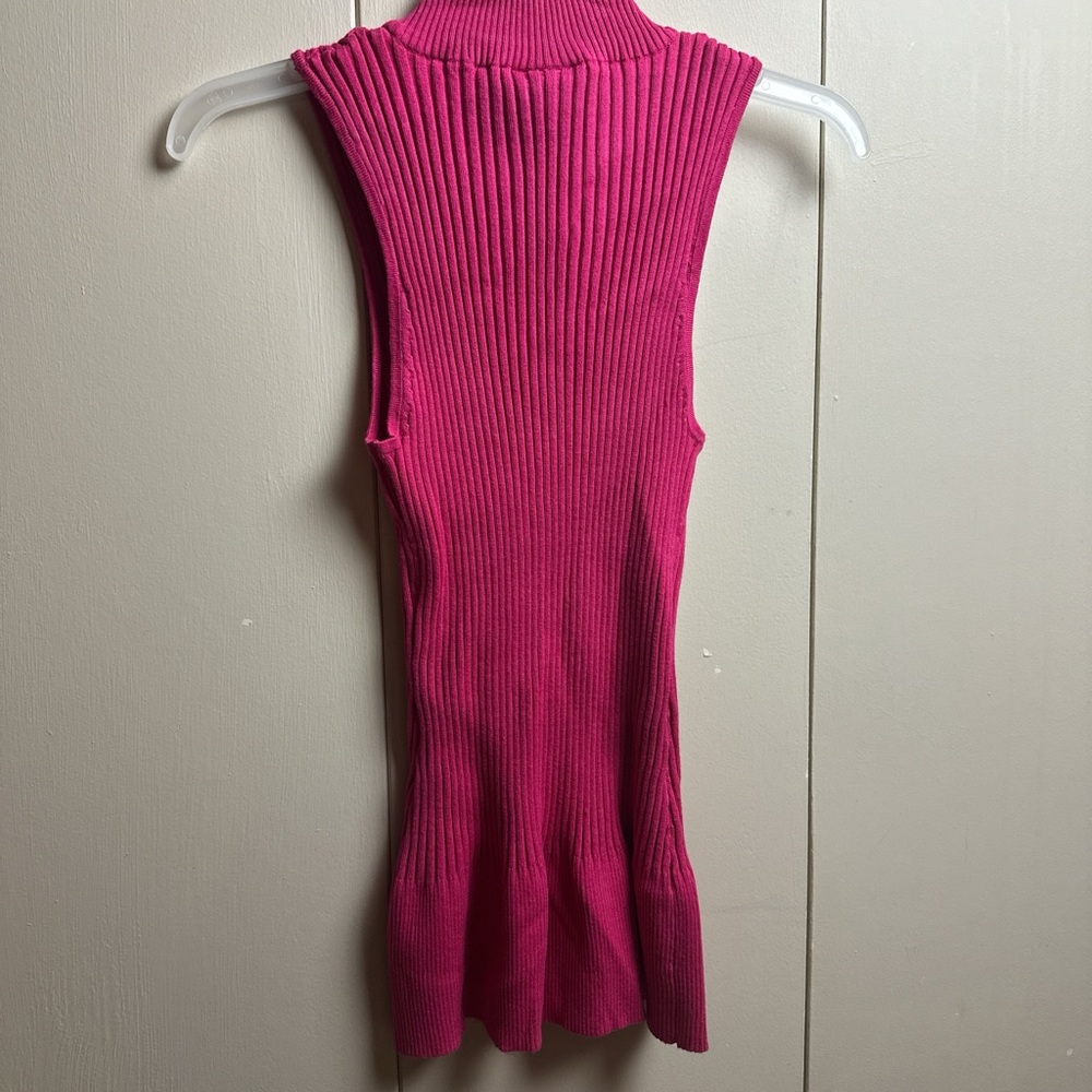 Y2K Pink Sleeveless Tank Top w Rhinestone Zipper Sweater Material - Picture 7 of 8